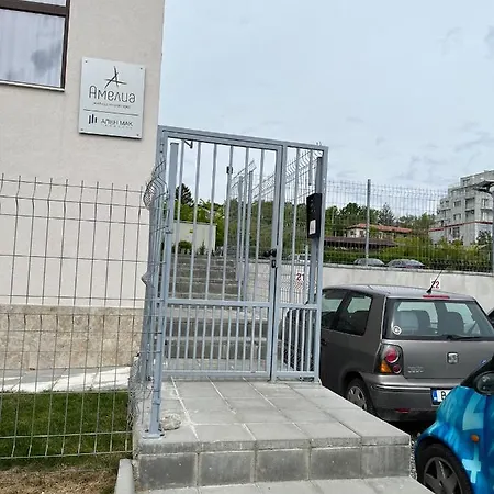 Апартамент Enchev House Варна